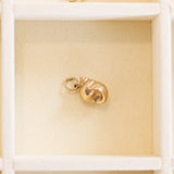 Vintage 9ct Gold Periwinkle Charm