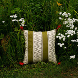 Faina Pillow, Small